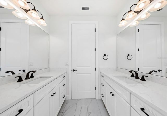 4028 ROCKY SHORES DRIVE, Tampa, FL 33634