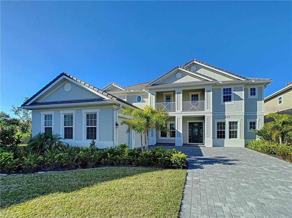 Image 2 of property listing at 4028 ROCKY SHORES DRIVE, Tampa, FL 33634