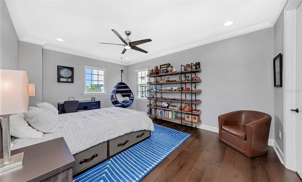 Image 30 of property listing at 4028 ROCKY SHORES DRIVE, Tampa, FL 33634