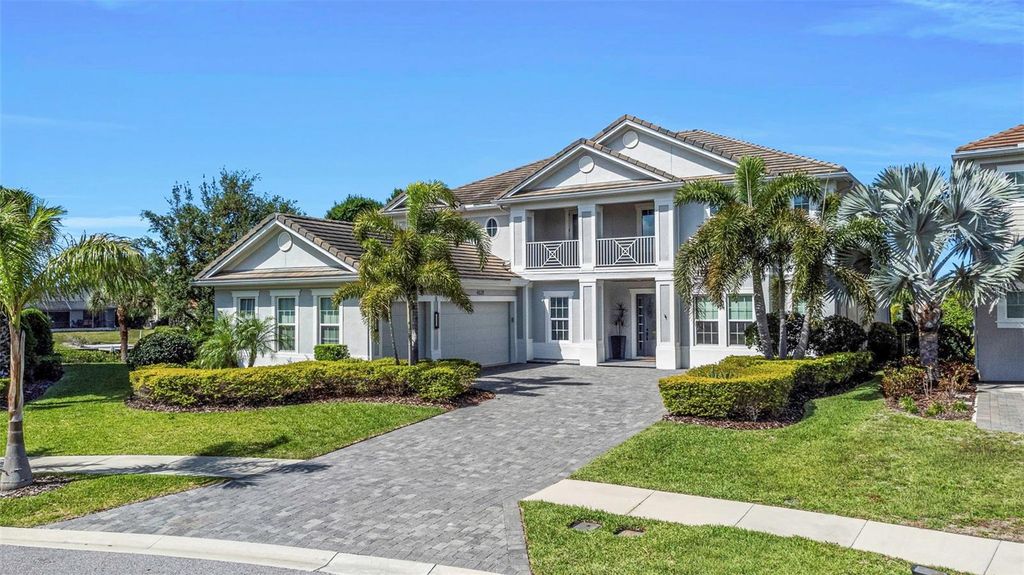 Image 4 of property listing at 4028 ROCKY SHORES DRIVE, Tampa, FL 33634
