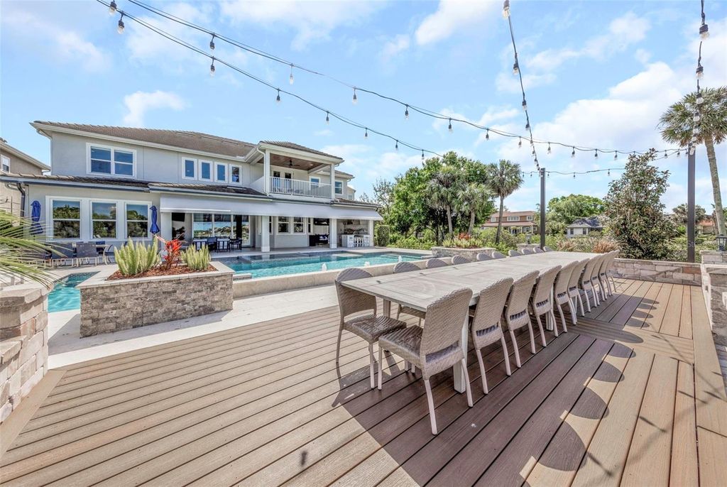 Image 48 of property listing at 4028 ROCKY SHORES DRIVE, Tampa, FL 33634