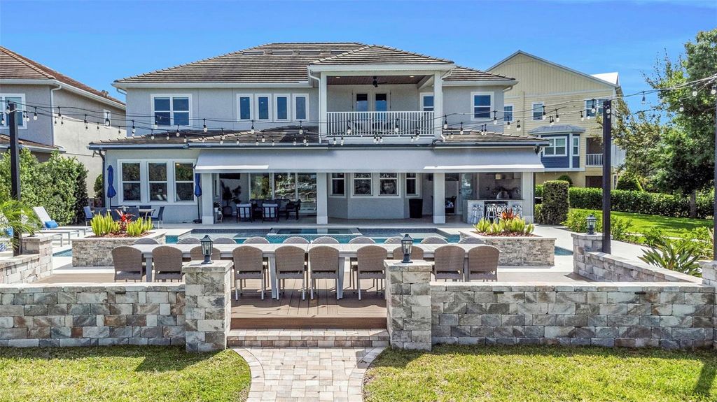 Image 53 of property listing at 4028 ROCKY SHORES DRIVE, Tampa, FL 33634