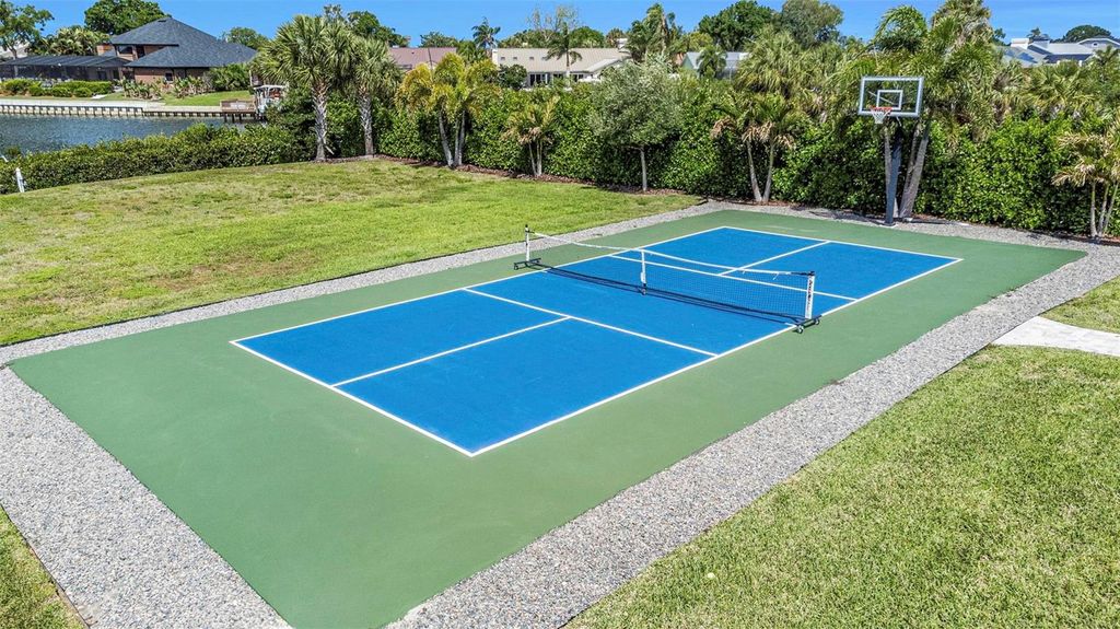 Image 59 of property listing at 4028 ROCKY SHORES DRIVE, Tampa, FL 33634