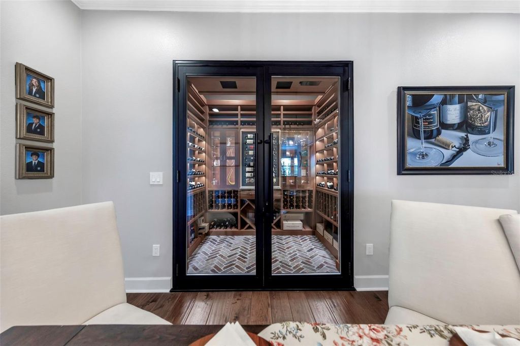 Image 9 of property listing at 4028 ROCKY SHORES DRIVE, Tampa, FL 33634