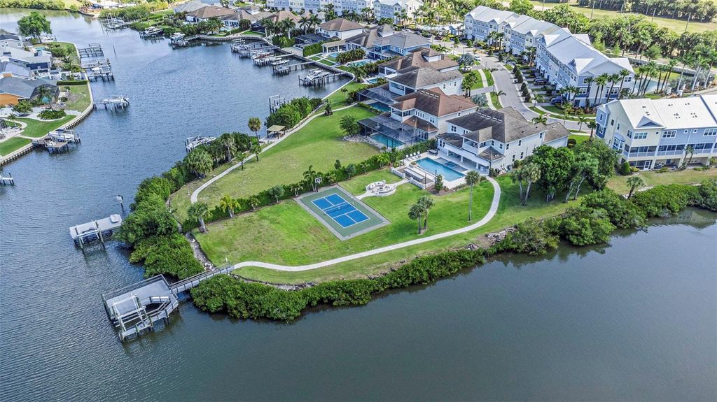 Image 89 of property listing at 4028 ROCKY SHORES DRIVE, Tampa, FL 33634