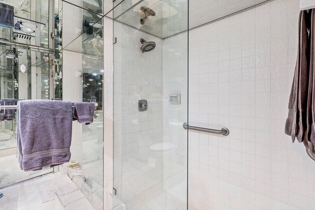 2427 Presidential Way 701, West Palm Beach, FL 33401