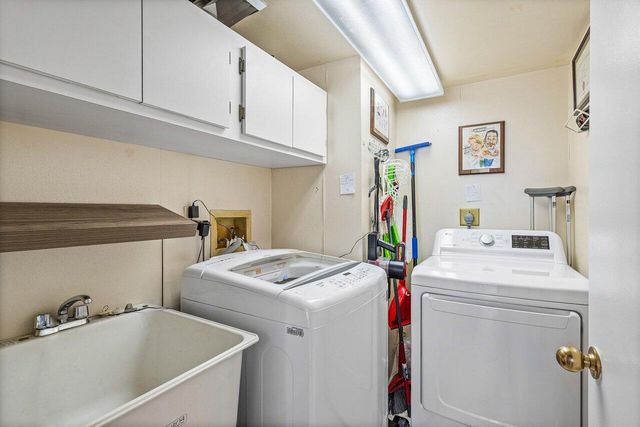 2427 Presidential Way 701, West Palm Beach, FL 33401