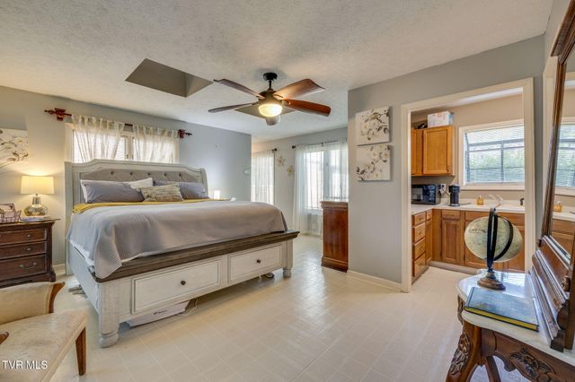 1312 White Street, Kingsport, TN 37664
