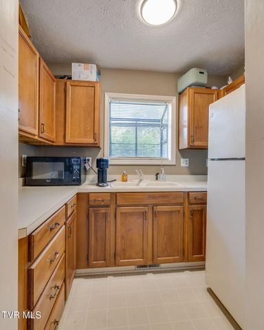1312 White Street, Kingsport, TN 37664