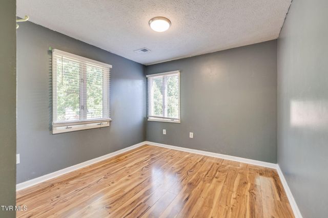 1312 White Street, Kingsport, TN 37664