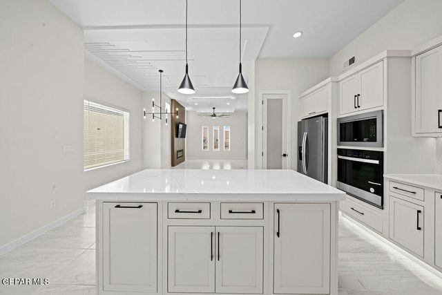 15020 Conviction Avenue, El Paso, TX 79938