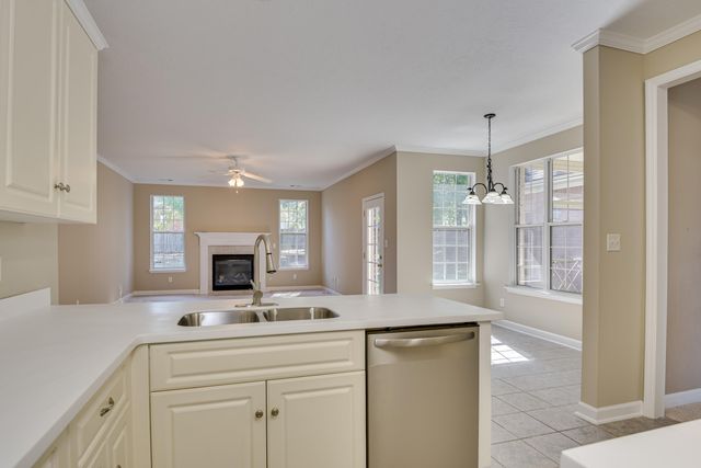 327 Barnsley Drive, Evans, GA 30809