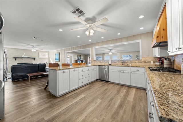 104 Navajo Trail, Whitney, TX 76692