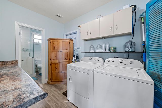 104 Navajo Trail, Whitney, TX 76692