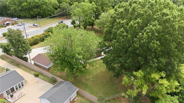 5700 Old Oak Ridge Road, Greensboro, NC 27410