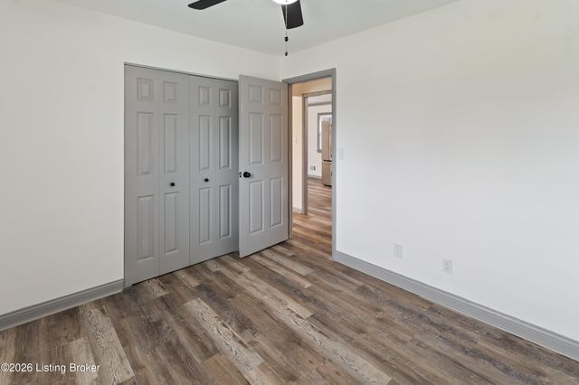 9309 Cloverwood Ln, Louisville, KY 40291