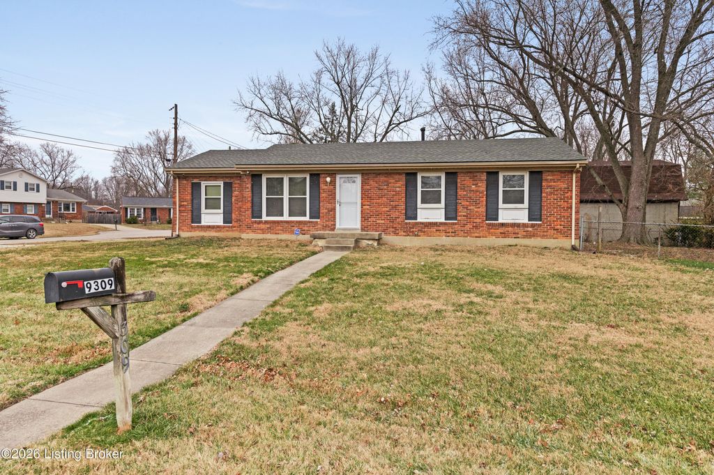 9309 Cloverwood Ln, Louisville, KY 40291