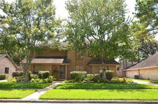 3002 N Blue Meadow Circle, Sugar Land, TX 77479