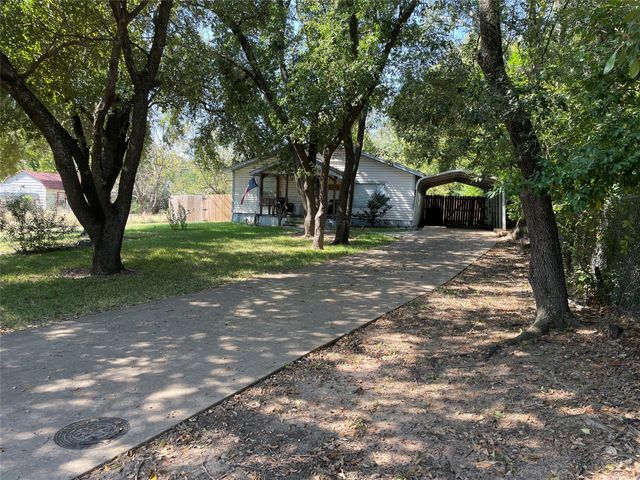 761 S Pacific Street, Canton, TX 75103