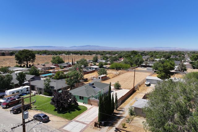 3333 W Avenue L4, Lancaster, CA 93536