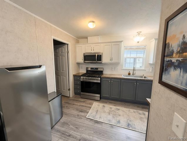 1567 Ocher St., Novi, MI 48374