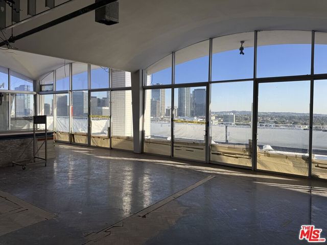 1333 S Beverly Glen Boulevard PH A, Los Angeles, CA 90024