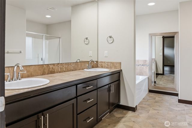 310 LeAnn Street, Mount Vernon, WA 98274