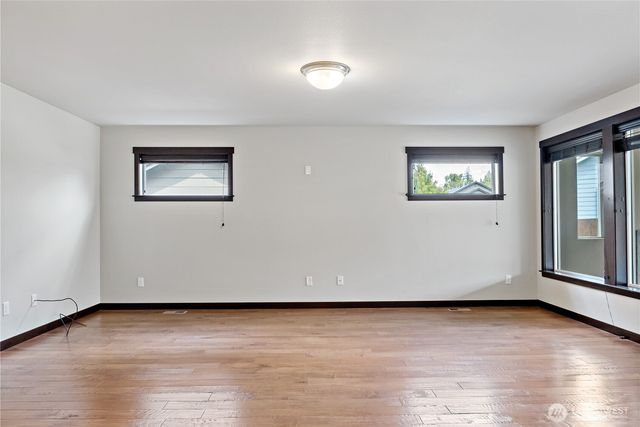 310 LeAnn Street, Mount Vernon, WA 98274