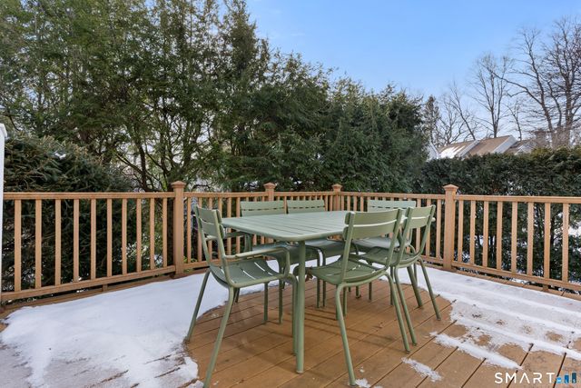 40 Ettl Lane 17, Greenwich, CT 06831