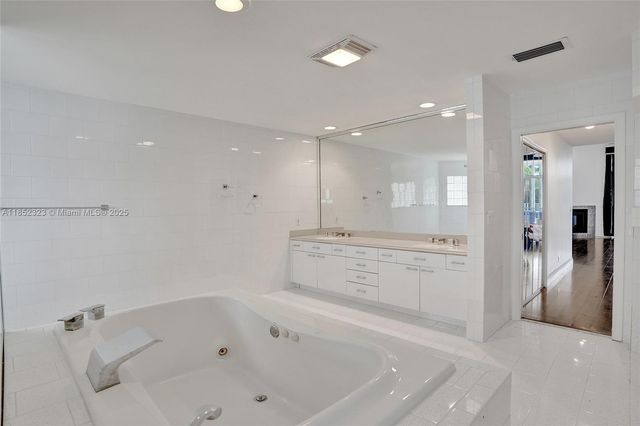 12434 NW 19th Pl, Coral Springs, FL 33071