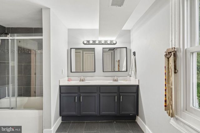 8475 MAIN ST, Ellicott City, MD 21043