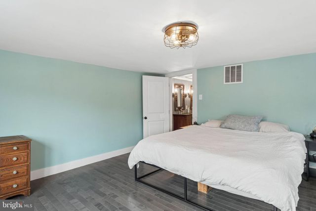 8475 MAIN ST, Ellicott City, MD 21043