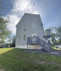 11 Fallkill Avenue, Poughkeepsie, NY 12601