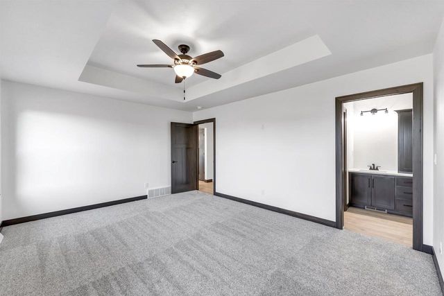 3735 HAROLDS WAY, Suamico, WI 54313