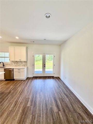 11962 Meadowview, Northport, AL 35475