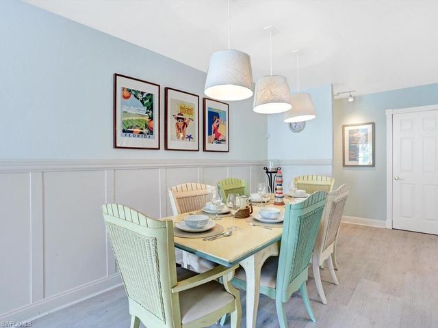 856 98th AVE N, Naples, FL 34108