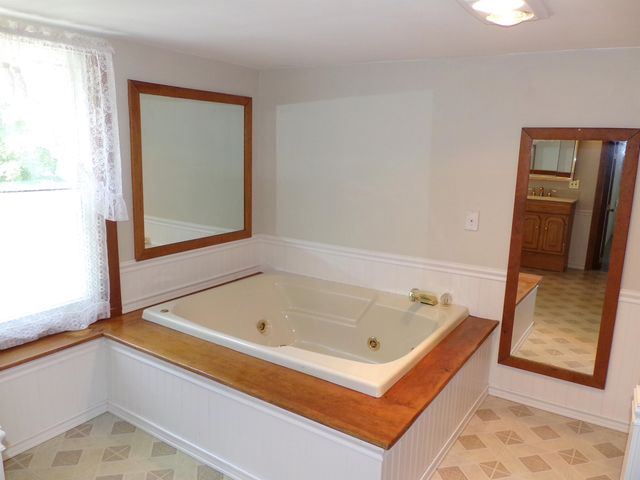 50 Concord Street, Belmont, NH 03220