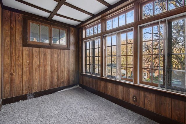 1146 Waterworks Road, Woodlawn, KY 41071