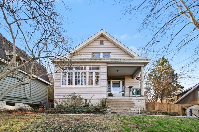 1146 Waterworks Road, Woodlawn, KY 41071