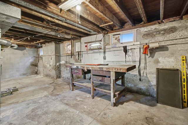 1146 Waterworks Road, Woodlawn, KY 41071