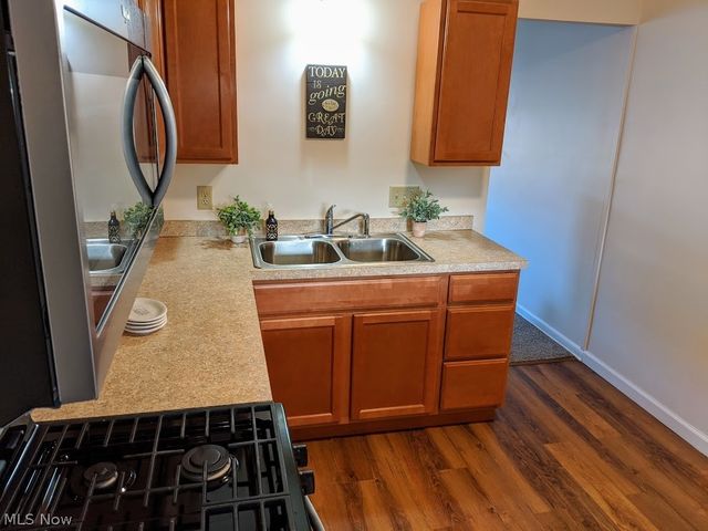 1592 Ridgewick Drive, Wickliffe, OH 44092