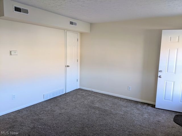 1592 Ridgewick Drive, Wickliffe, OH 44092