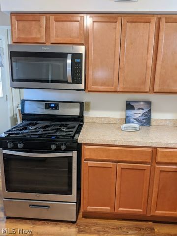 1592 Ridgewick Drive, Wickliffe, OH 44092