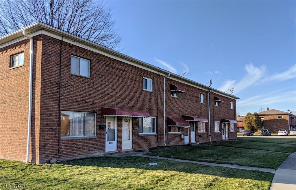 1592 Ridgewick Drive, Wickliffe, OH 44092
