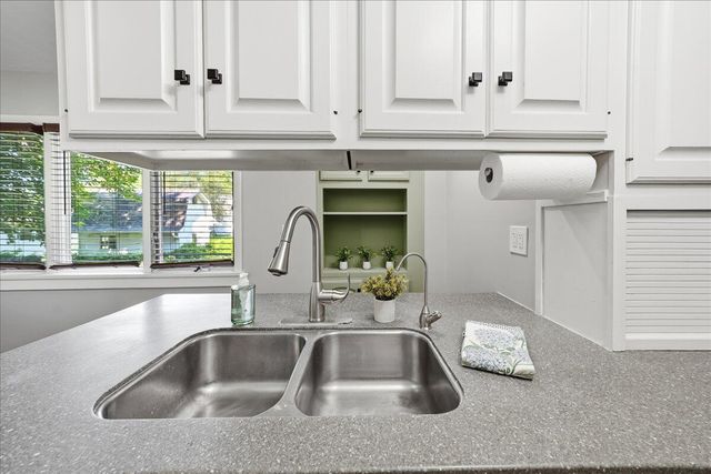 3 Harrison Boulevard, Valparaiso, IN 46383
