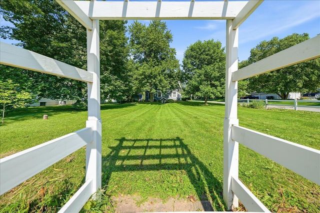 3 Harrison Boulevard, Valparaiso, IN 46383