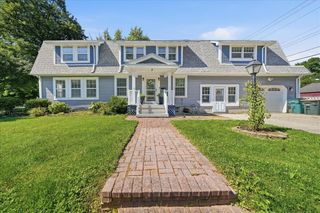 3 Harrison Boulevard, Valparaiso, IN 46383