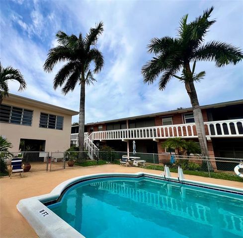 160 NE 8th Avenue 1b, Hallandale Beach, FL 33009