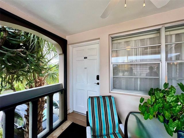 160 NE 8th Avenue 1b, Hallandale Beach, FL 33009