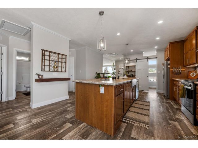 279 W Acorn Dr, Pueblo West, CO 81007